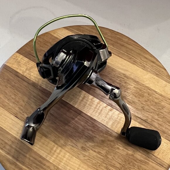 Brand New Deukio Premium Brand Fishing Reel Model DK4000! - Picture 5 of 16